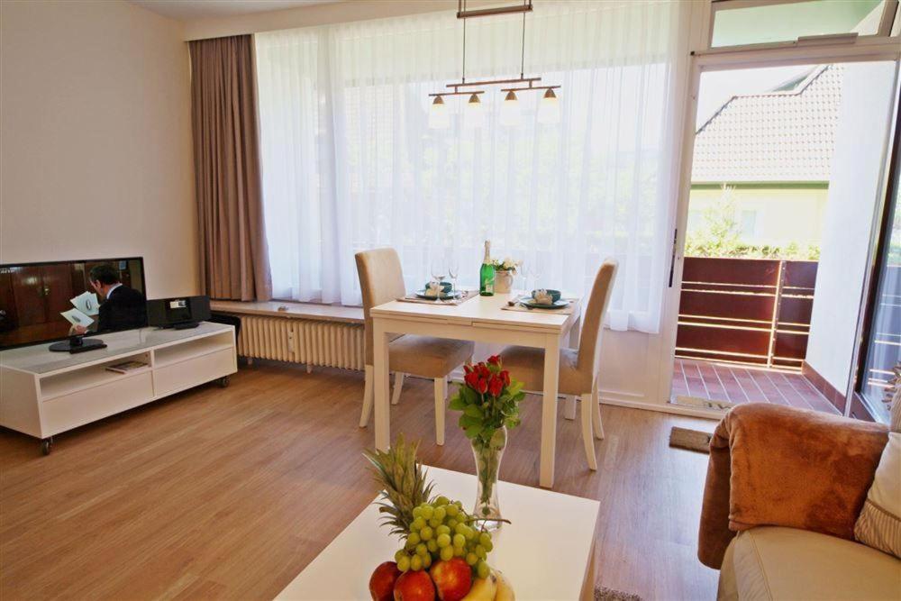 Klaus-Groth-Str-2-Wohnung-07 Westerland Esterno foto